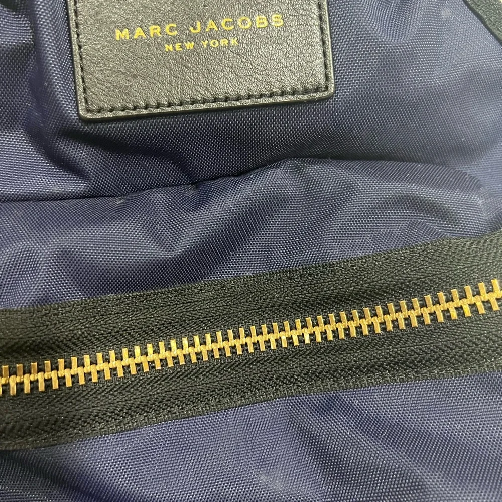 Backpack 🎒 - Picture 3 of 3